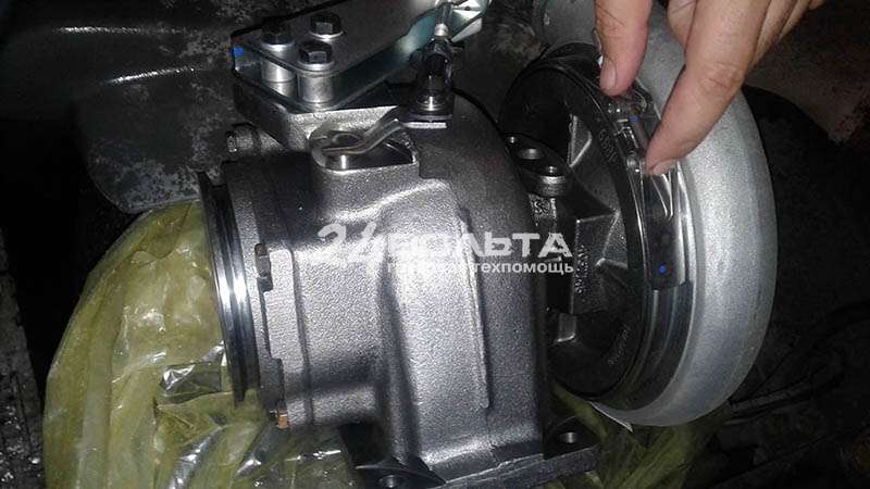Замена турбины дизеля Замена турбины грузовика
